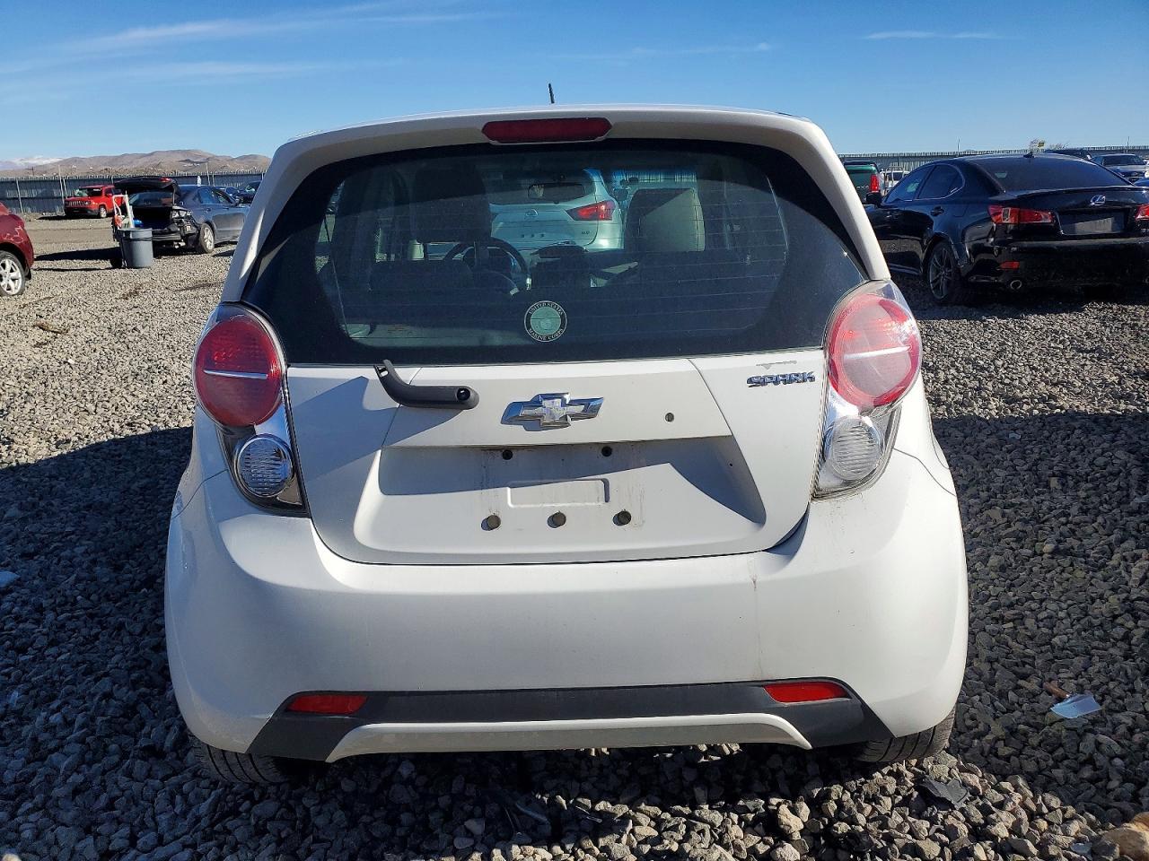 2014 Chevrolet Spark 1Lt - Image 6