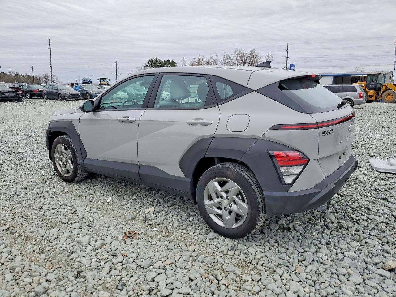2024 Hyundai Kona Se - Image 2