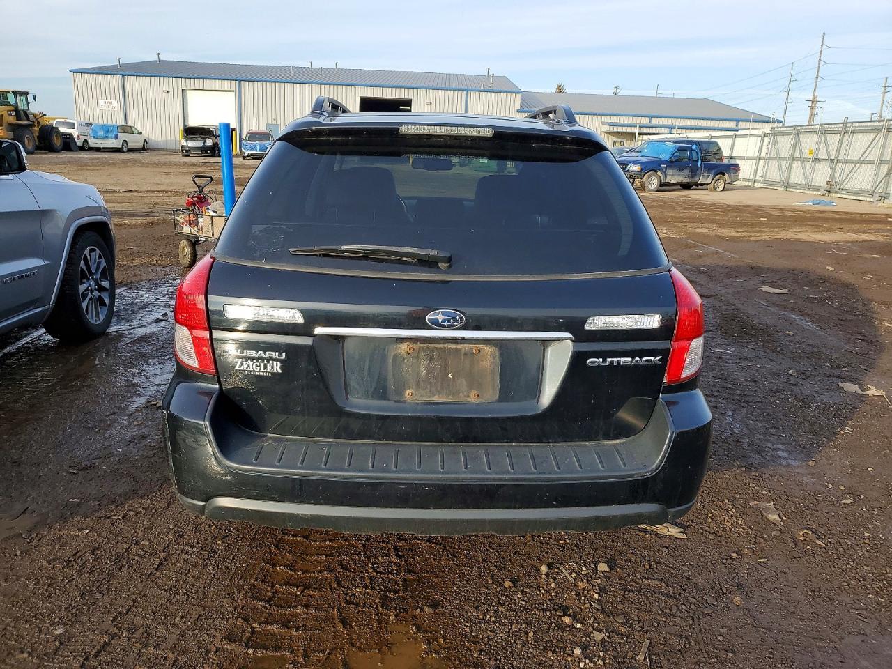 2009 Subaru Outback 2.5I Limited - Image 6