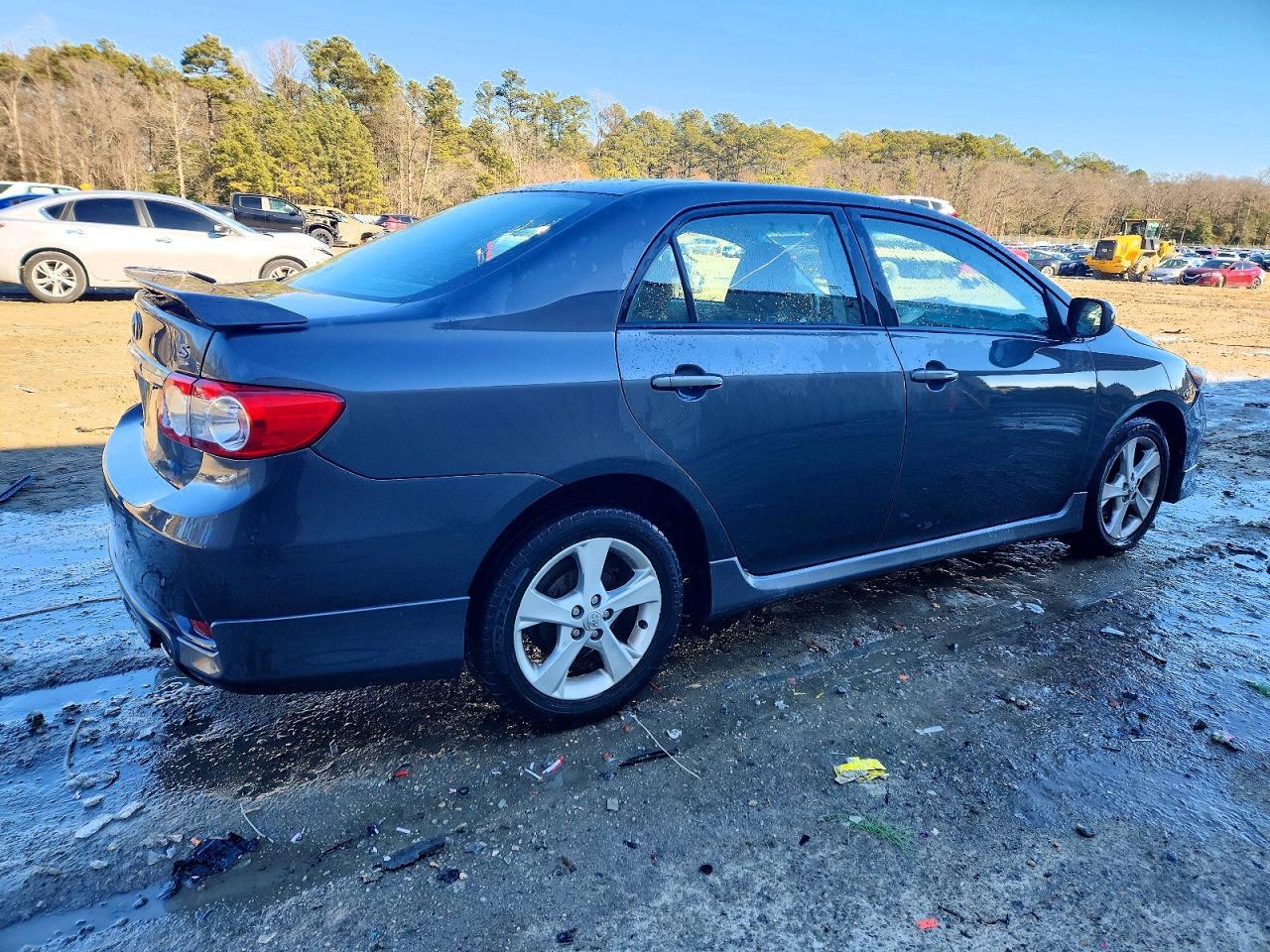 2012 Toyota Corolla S - Фото 3