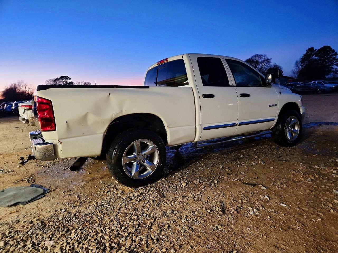2008 Dodge Ram 1500 St - Фото 3