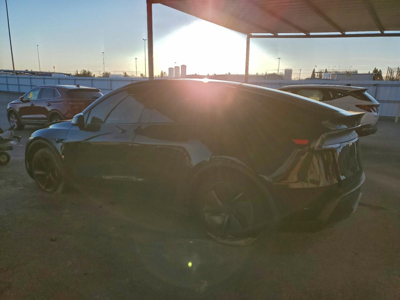 2026 Tesla Model Y - Image 2