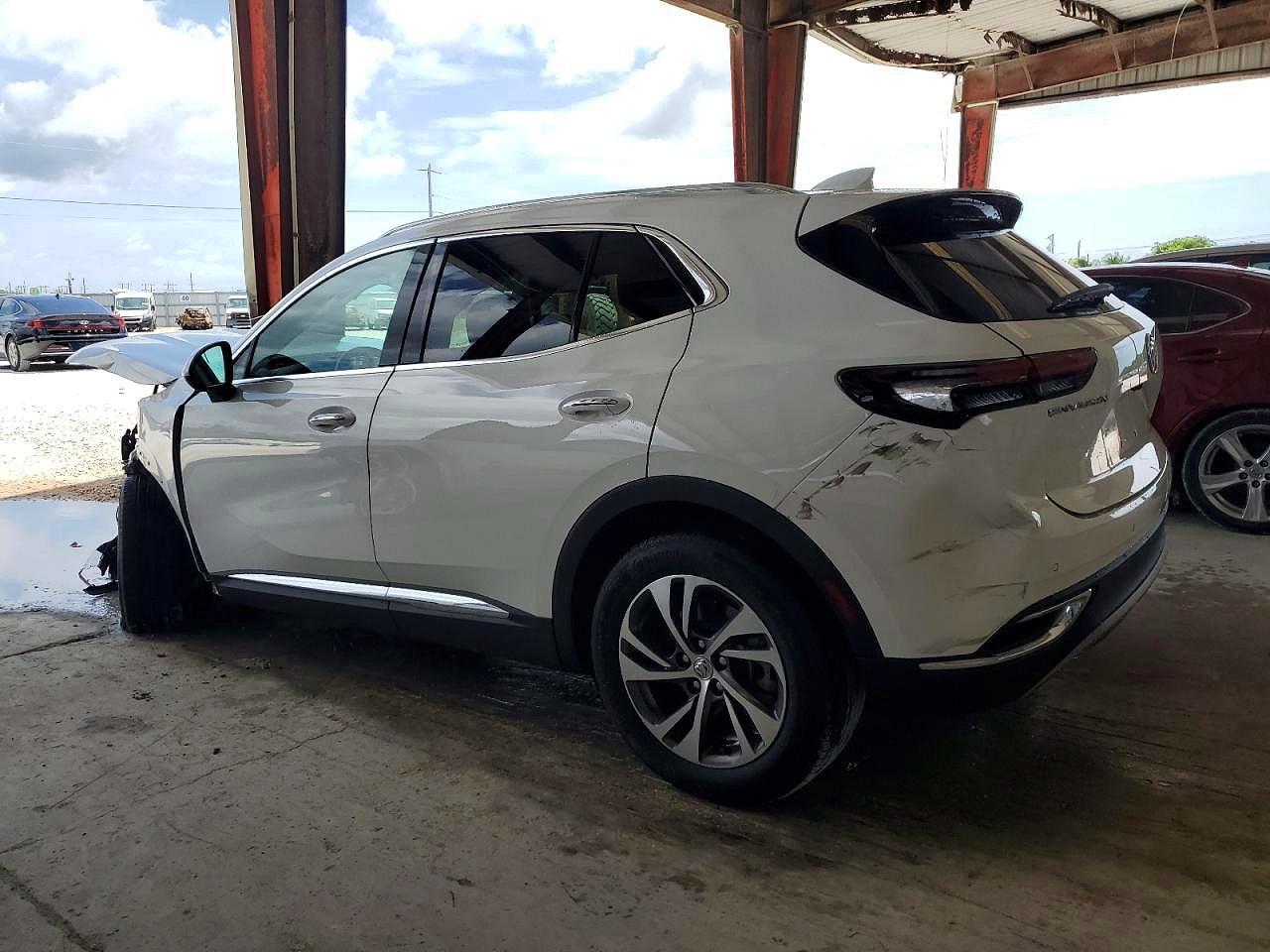 2022 Buick Envision Essence - Фото 2