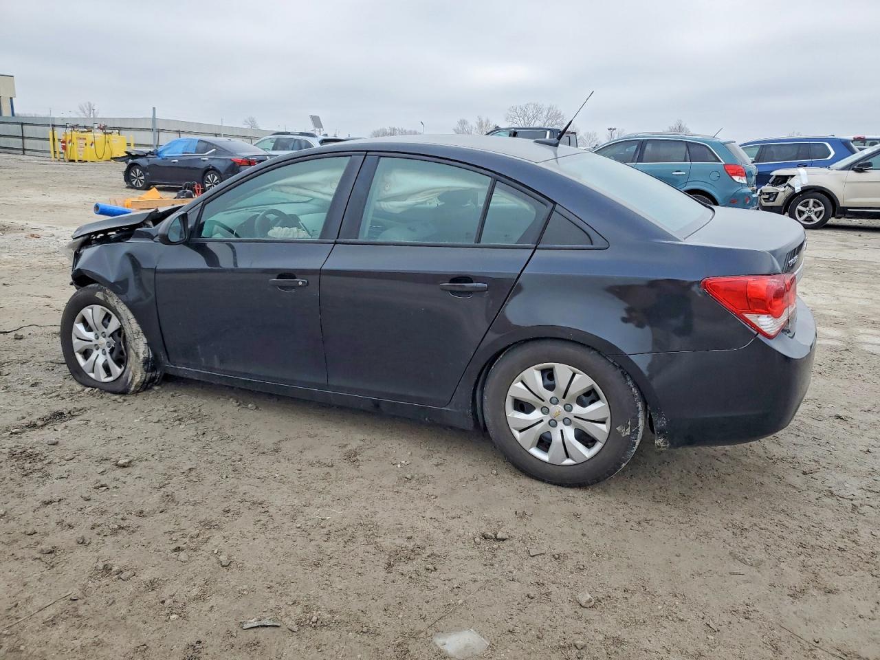 2014 Chevrolet Cruze Ls - Фото 2