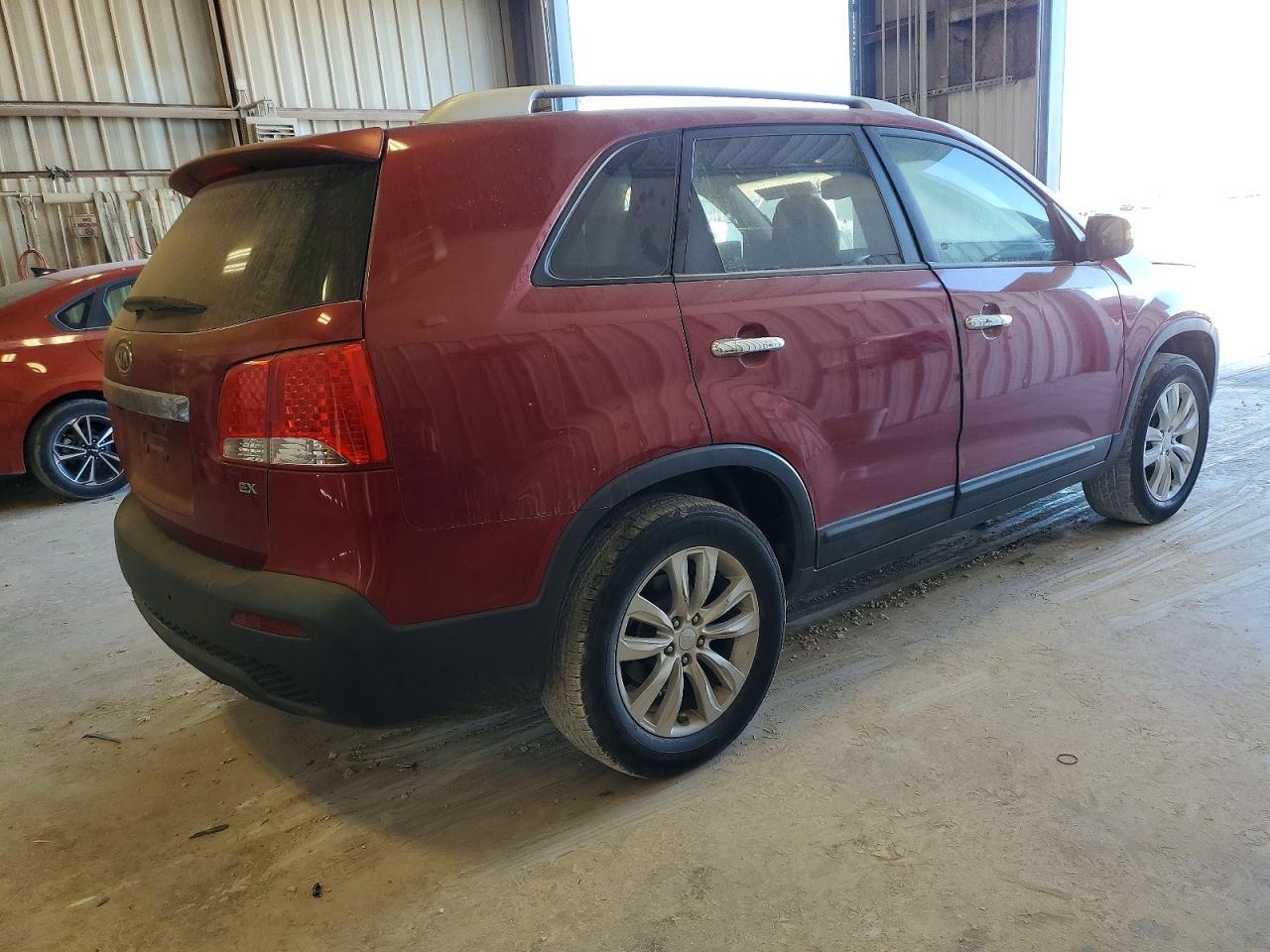 2011 Kia Sorento - Image 3