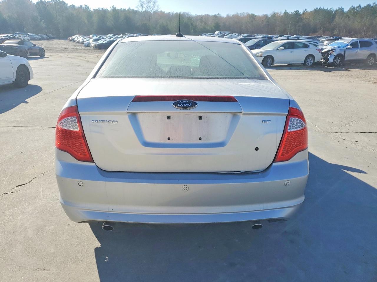 2012 Ford Fusion Se - Image 6