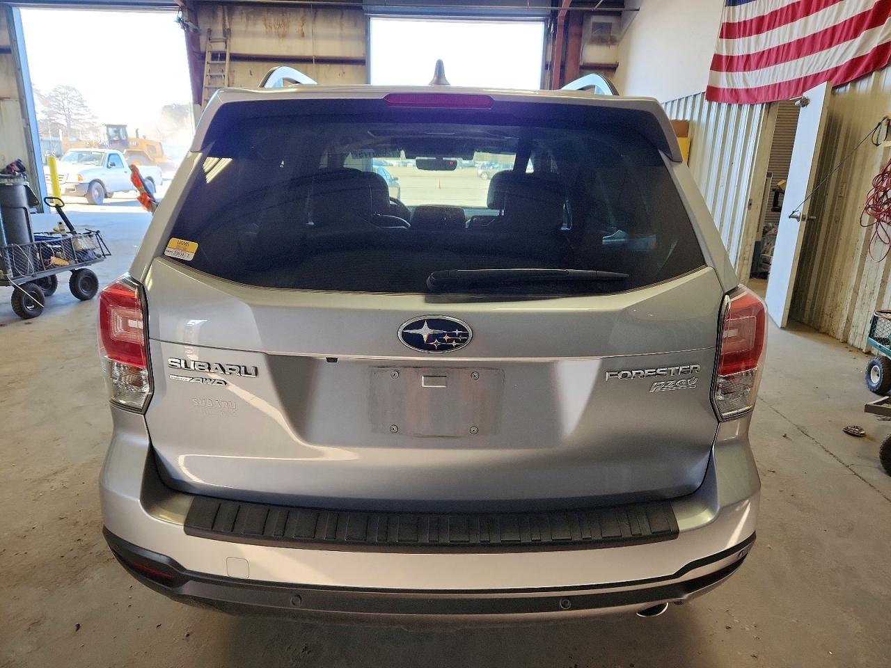 2017 Subaru Forester 2.5I Touring - Фото 6