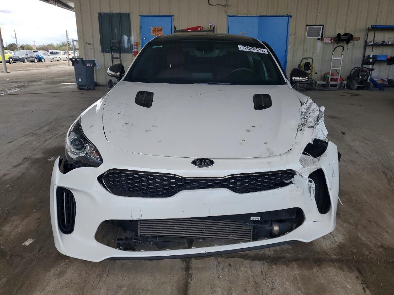 2021 Kia Stinger - Image 5