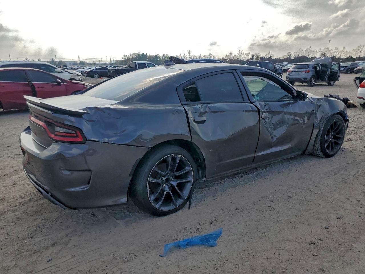 2020 Dodge Charger Scat Pack - Image 3