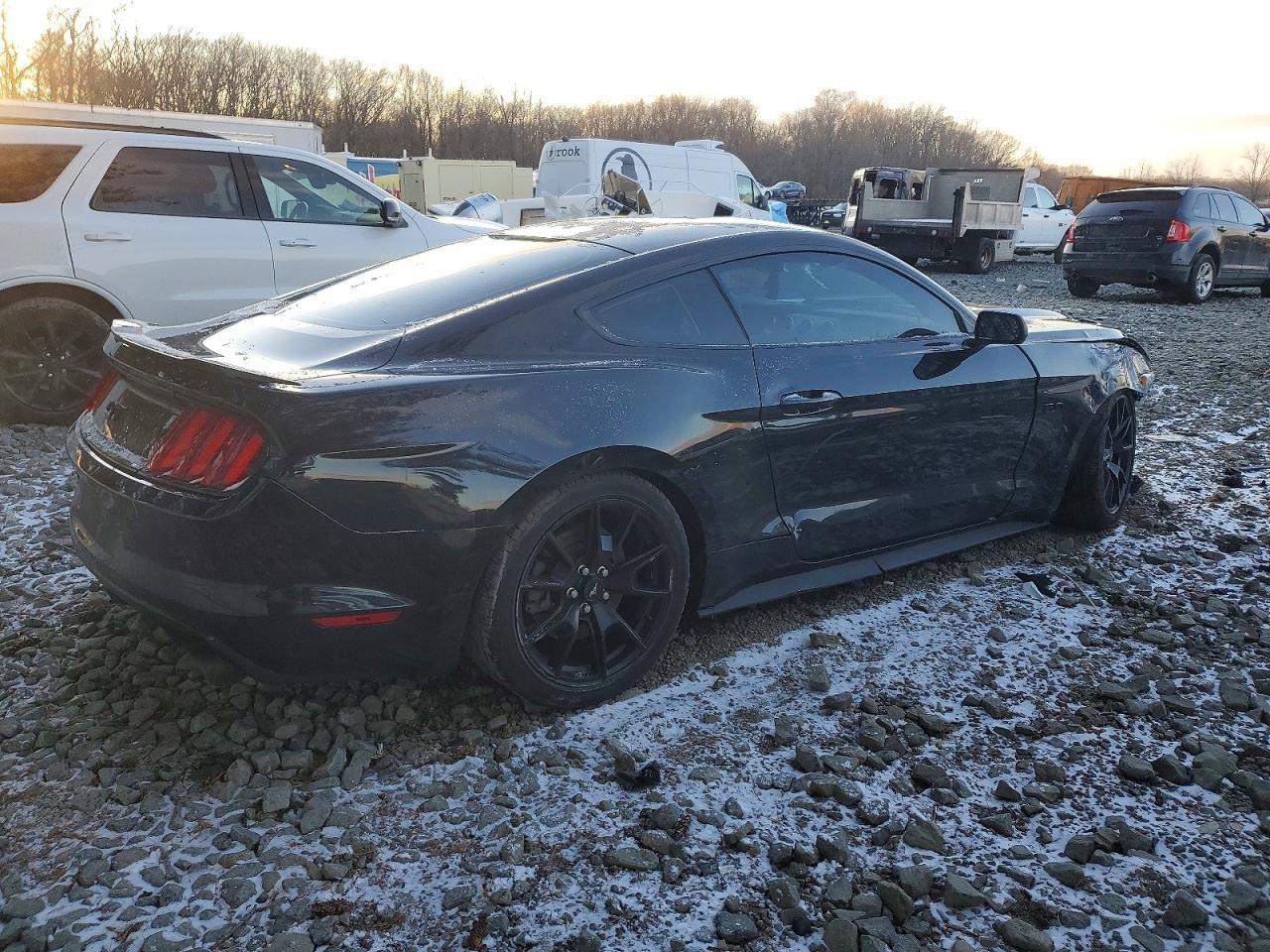 2017 Ford Mustang Gt - Image 3