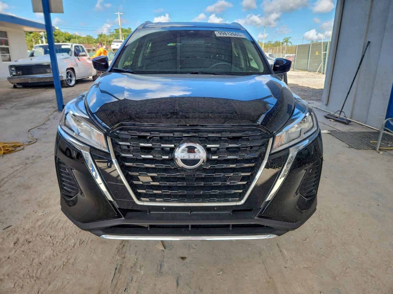 2023 Nissan Kicks Sv - Image 5