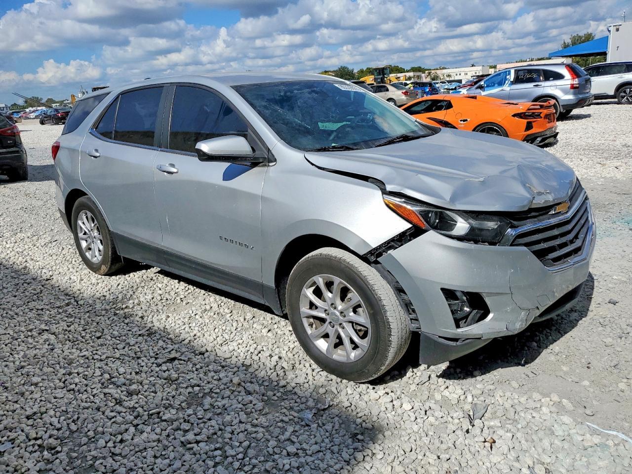 2021 Chevrolet Equinox Lt - Фото 4