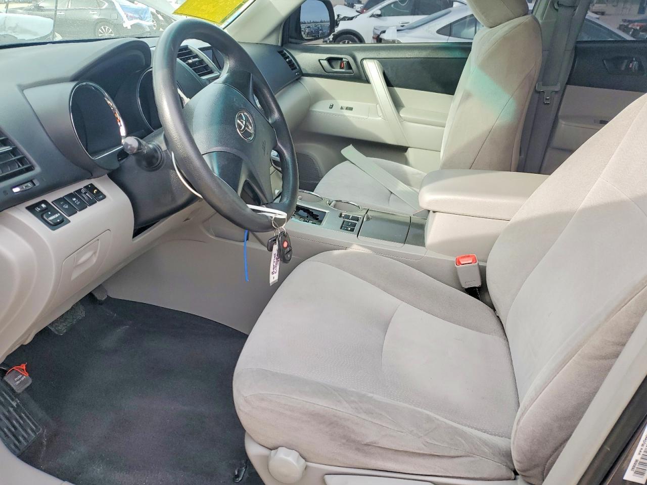 2012 Toyota Highlander Base - Фото 7