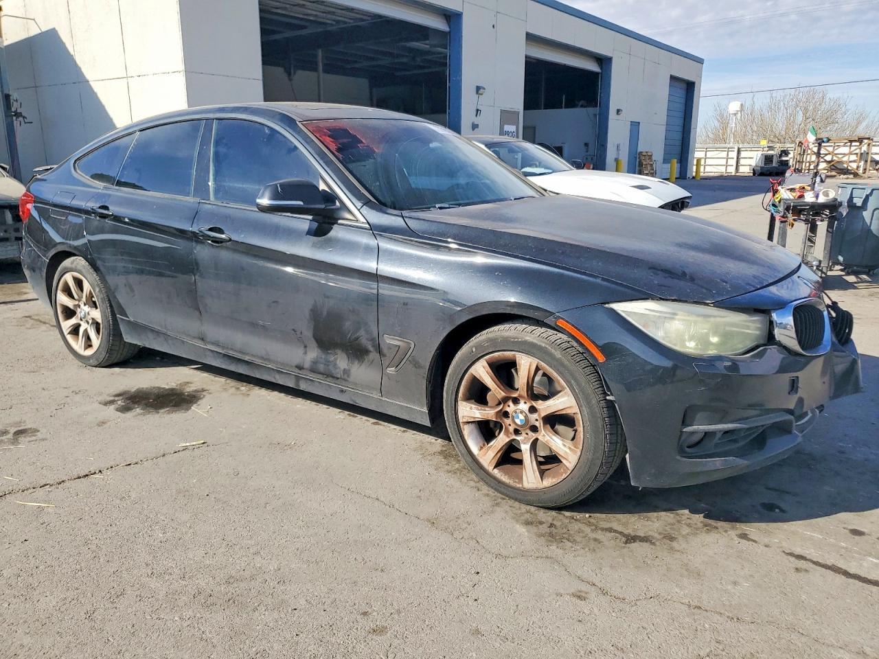 2014 BMW 335 Xigt - Фото 4