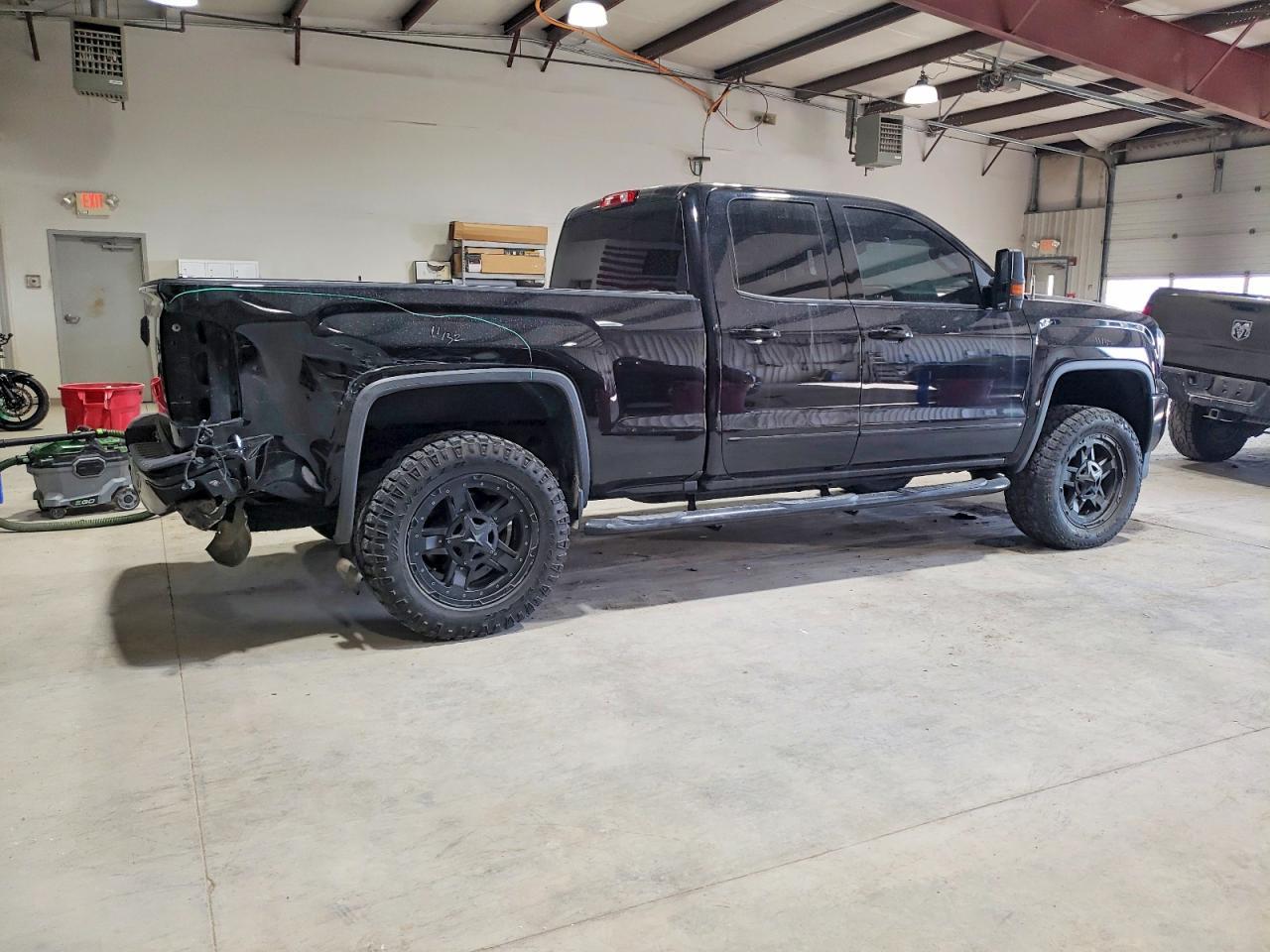 2018 GMC Sierra C1500 - Фото 3