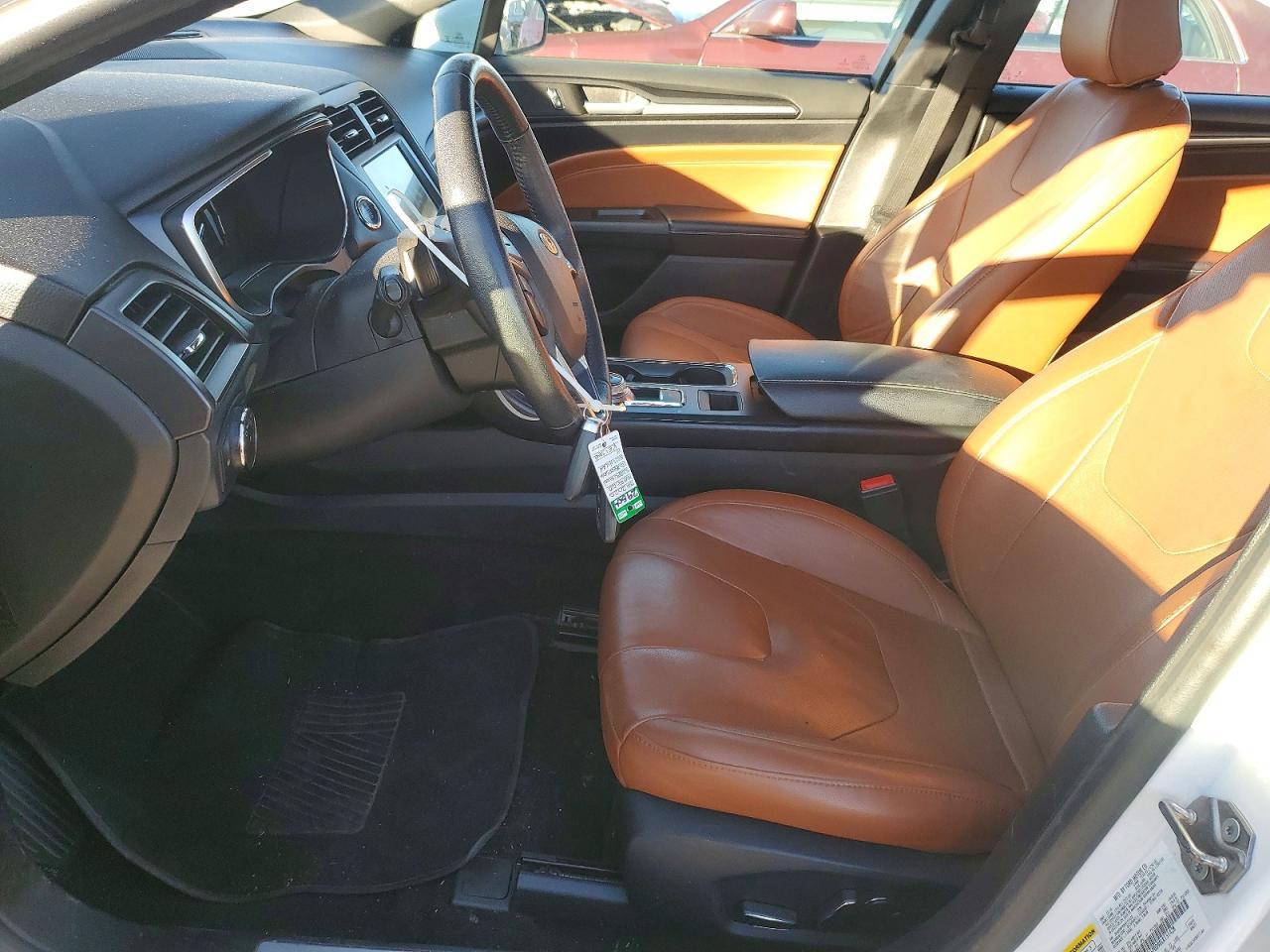 2020 Ford Fushion - Фото 7