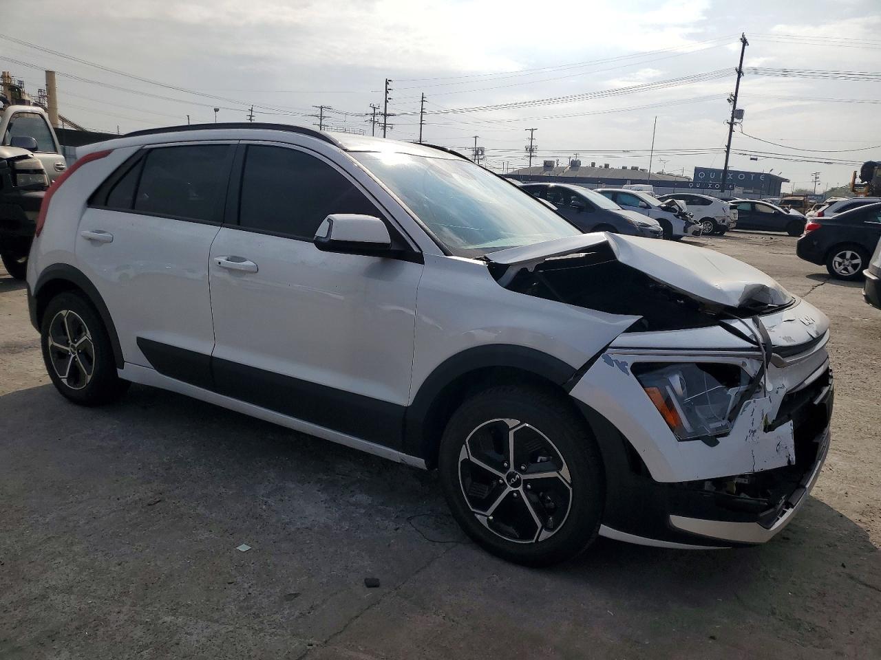 2023 Kia Niro Ex - Image 4