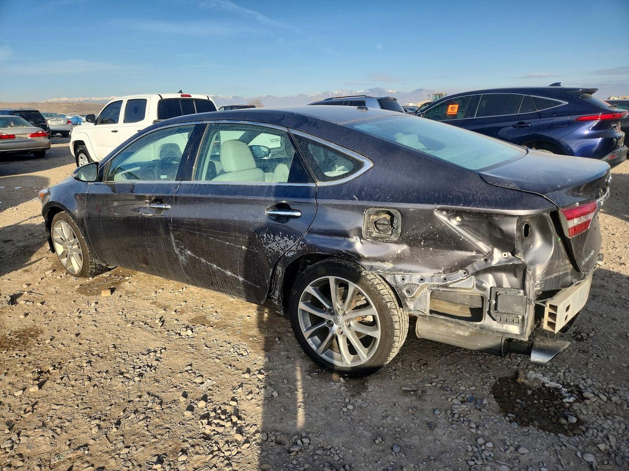 2015 Toyota Avalon Xle Touring - Image 2