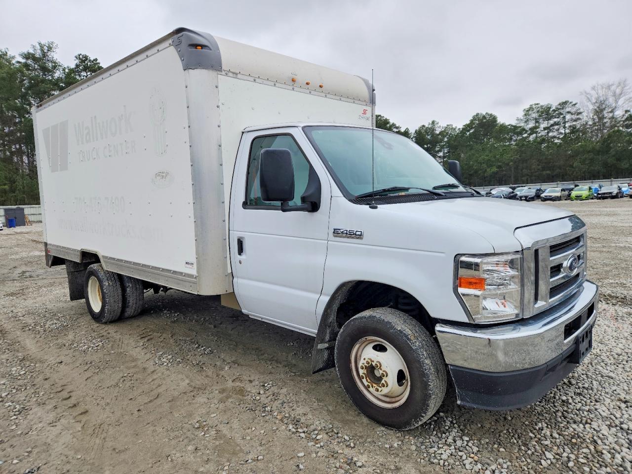 2021 Ford E350 - Box Truck - Image 4