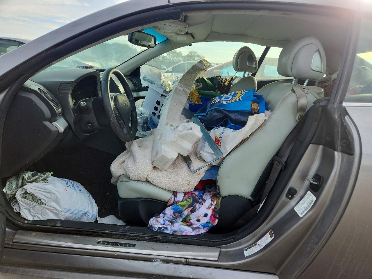 2009 Infiniti G37 Base - Image 7