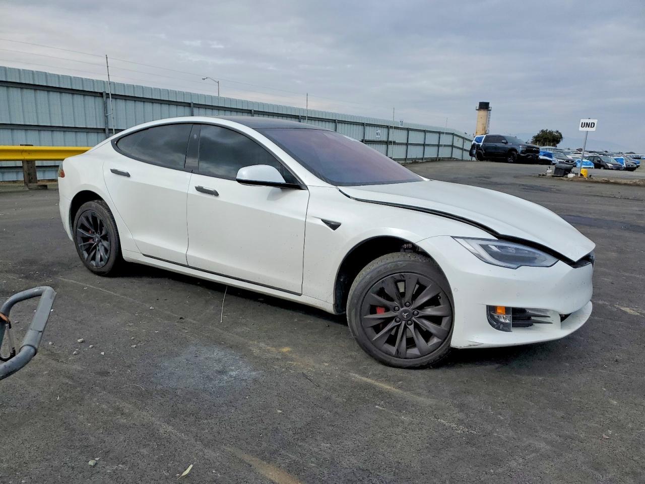 2018 Tesla Model S - Фото 4