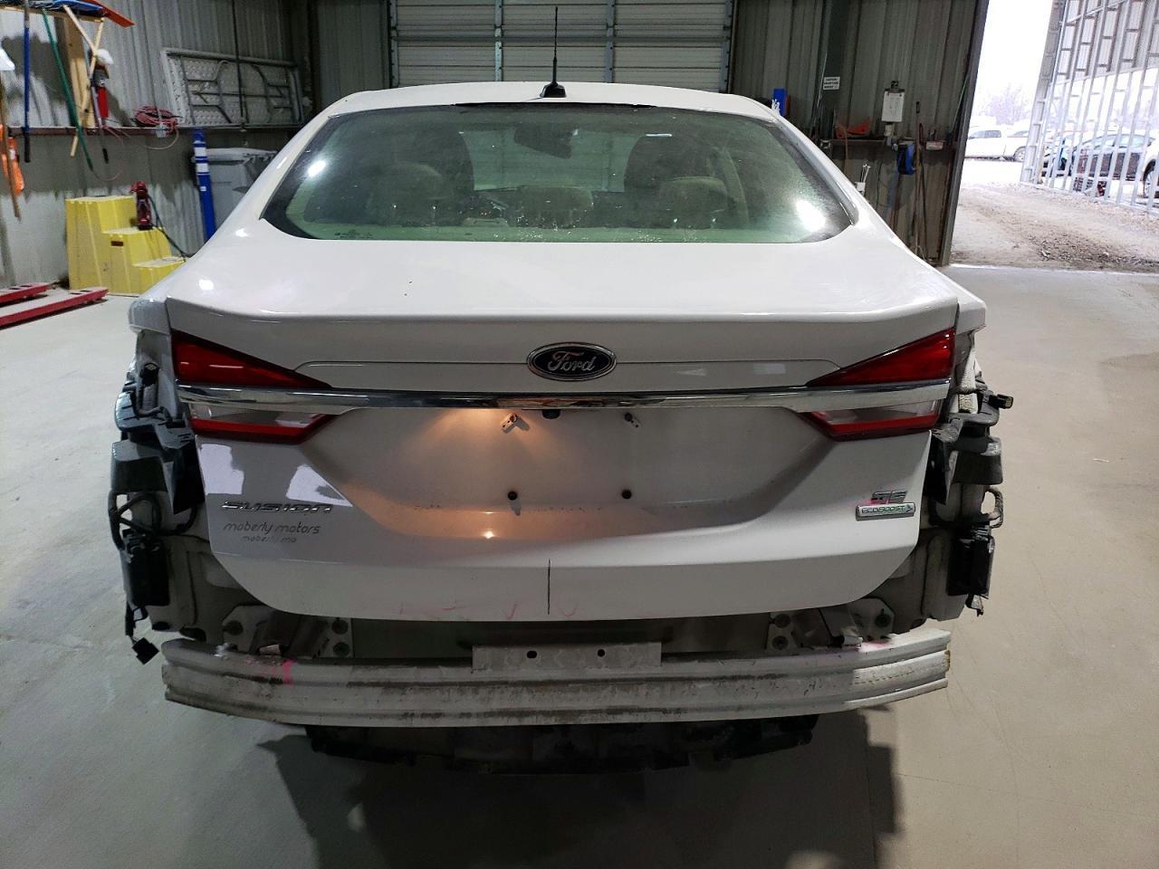 2017 Ford Fusion Se - Фото 6