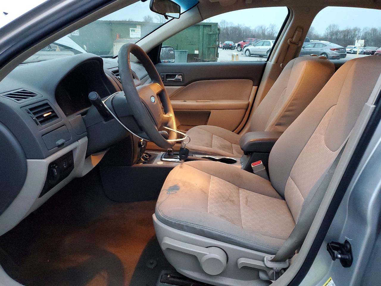 2012 Ford Fusion S - Фото 7