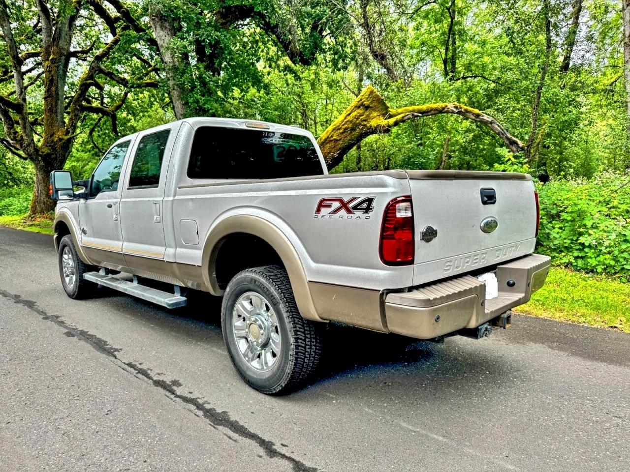 2012 Ford F350 Super Duty - Image 3