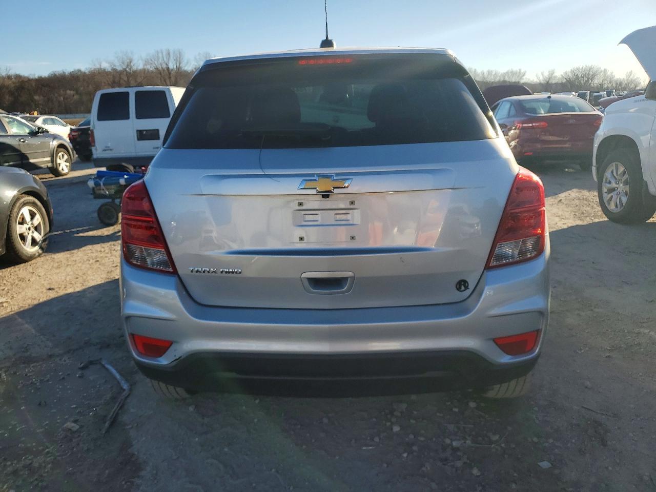 2018 Chev Trax Ls - Image 6