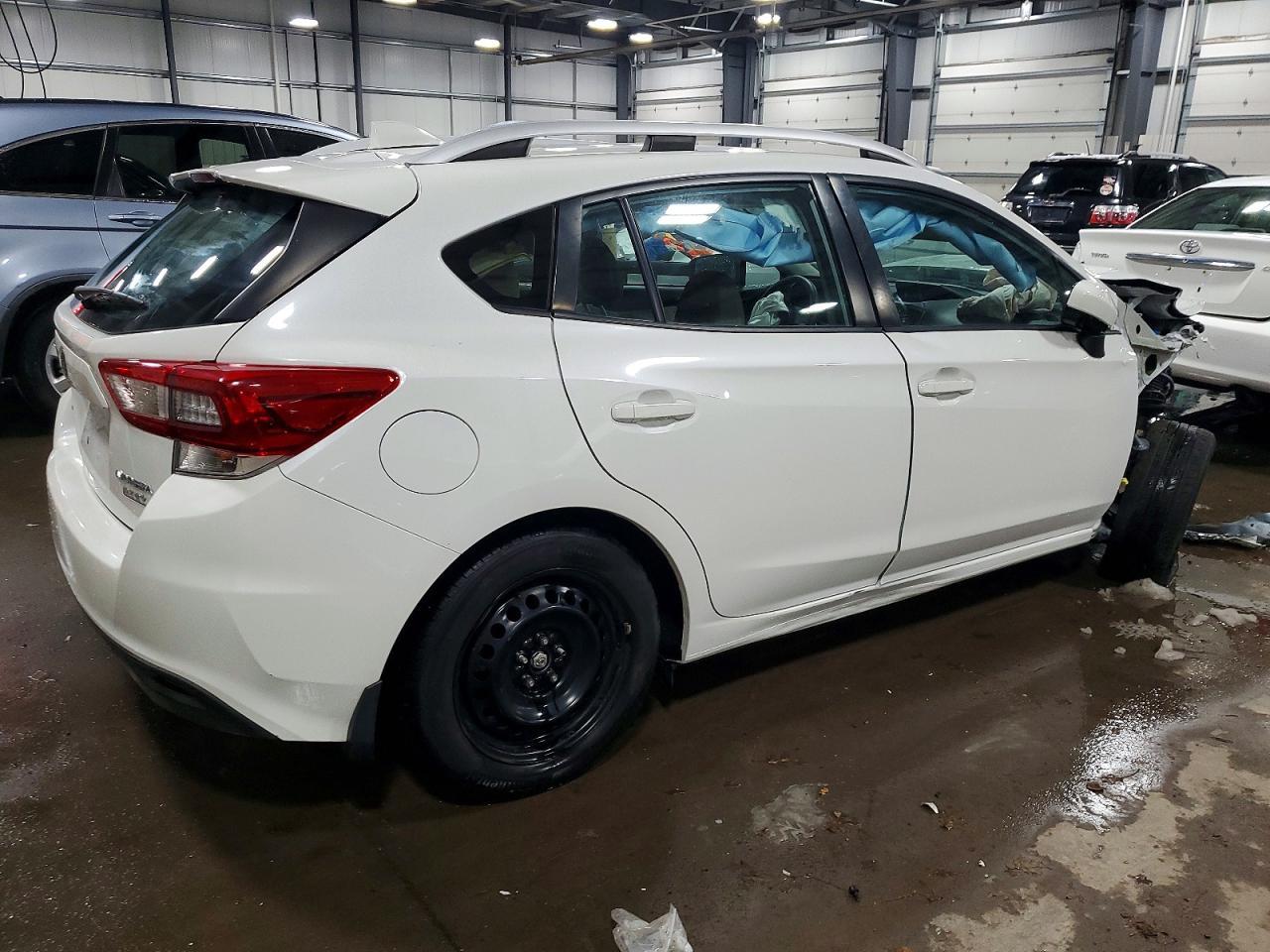 2017 Subaru Impreza Premium - Image 3