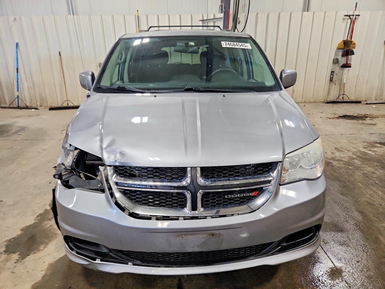 2013 Dodge Grand Caravan Sxt - Image 5