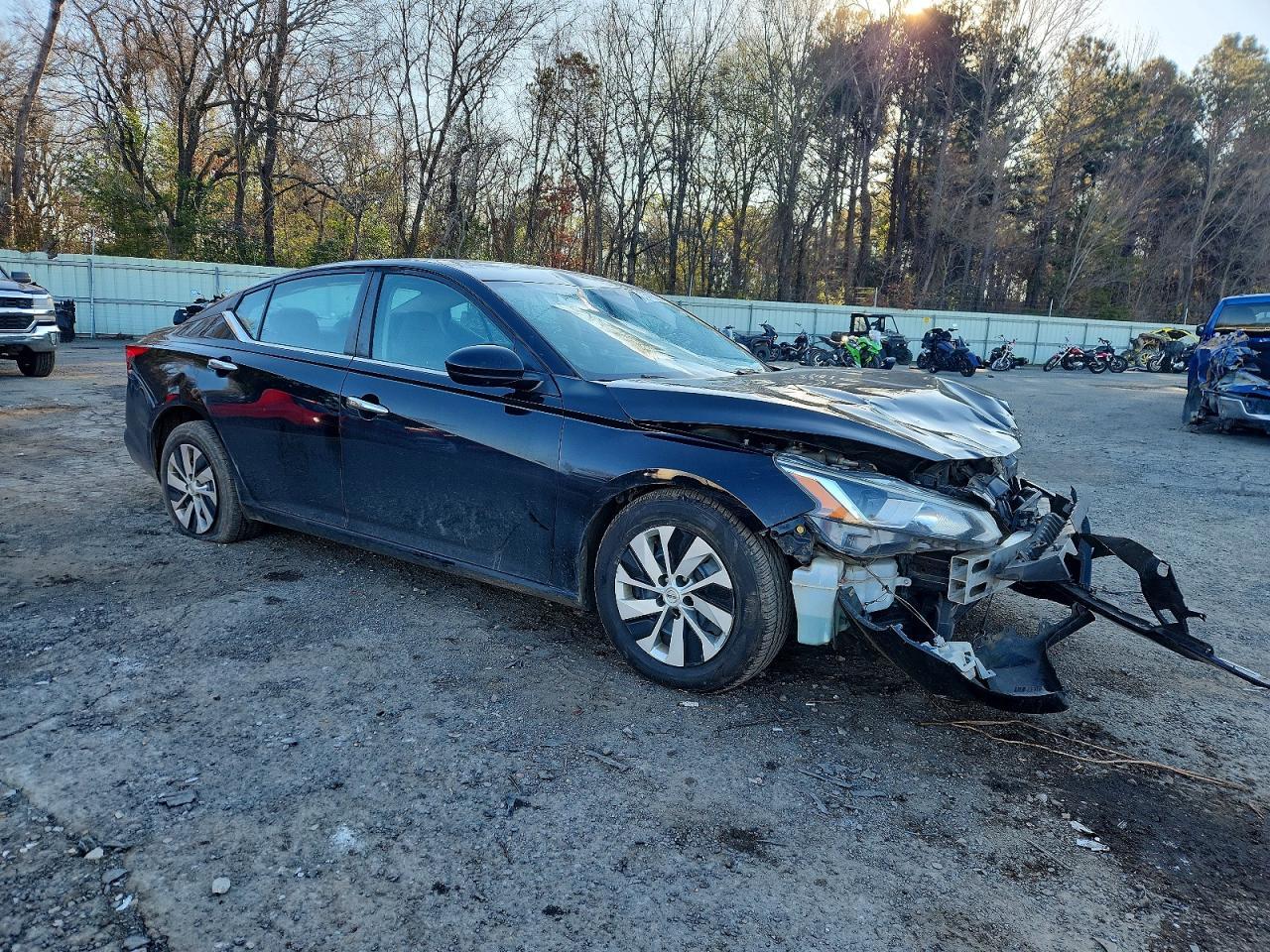 2020 Nissan Altima S - Фото 4