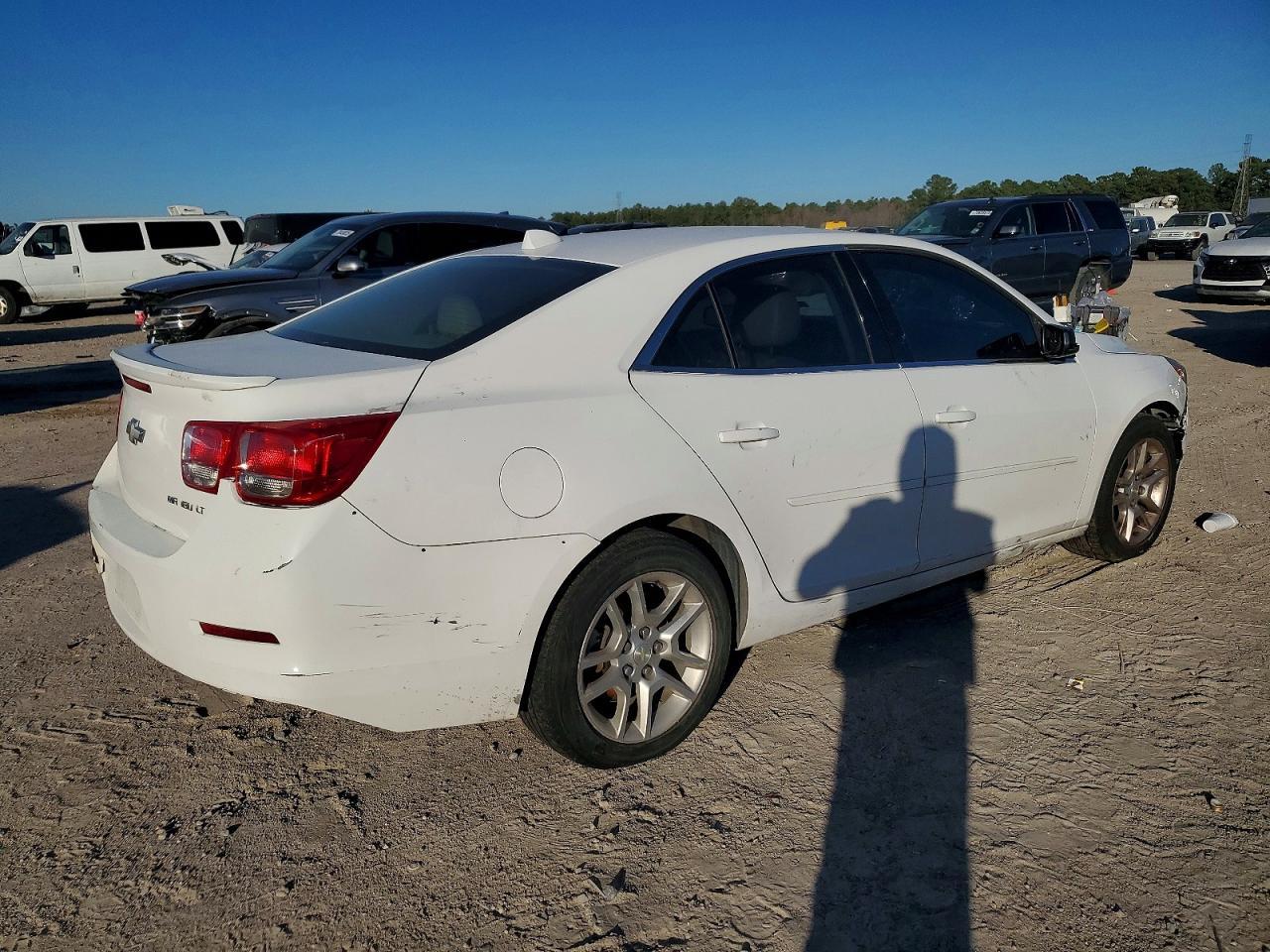 2013 Chevrolet Malibu 1Lt - Image 3