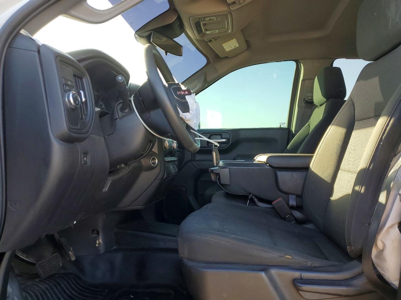 2023 GMC Sierra C1500 - Фото 7