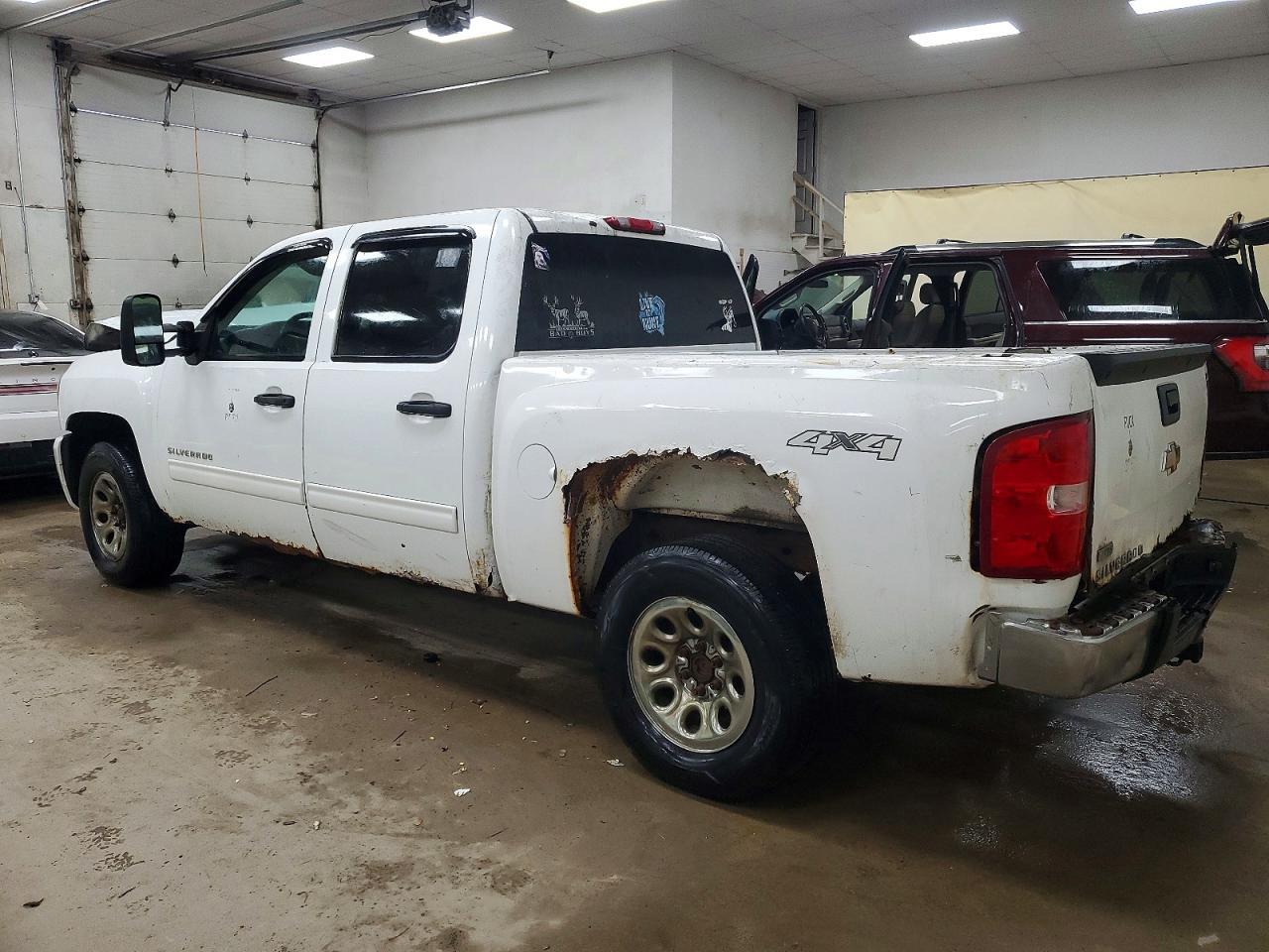 2011 Chevrolet Silverado K1500 Lt - Фото 2