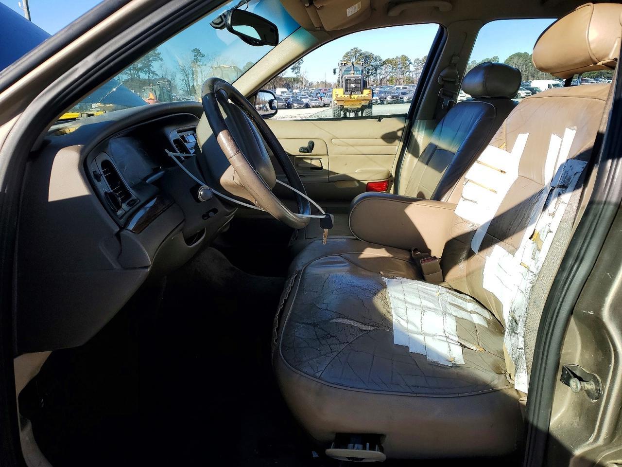 2001 Ford Crown Victoria Lx - Фото 7