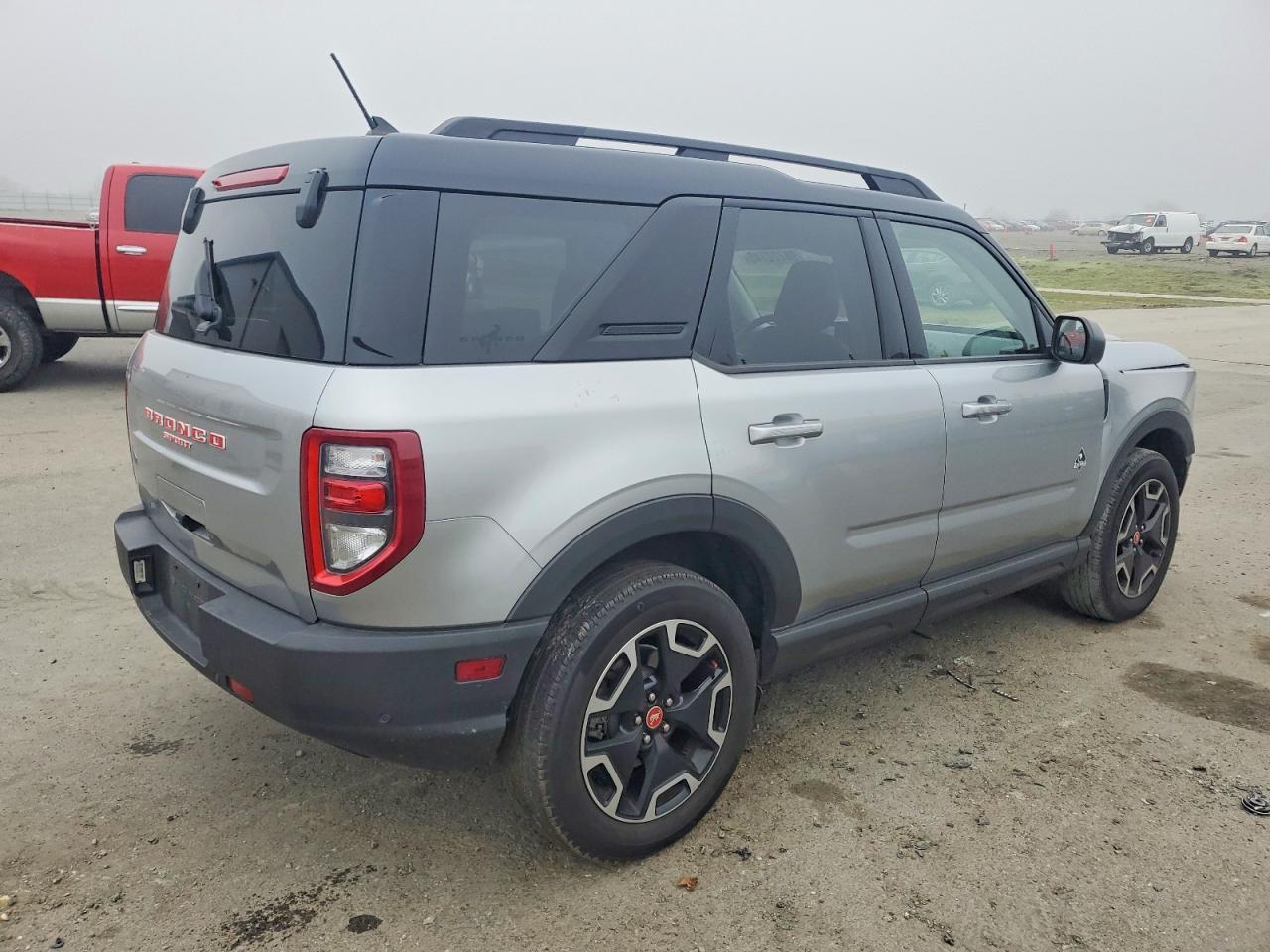 2021 Ford Bronco Sport Outer Banks - Фото 3