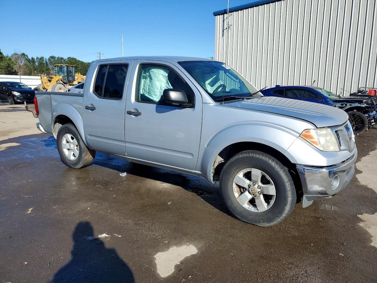 2011 Nissan Frontier S - Image 4