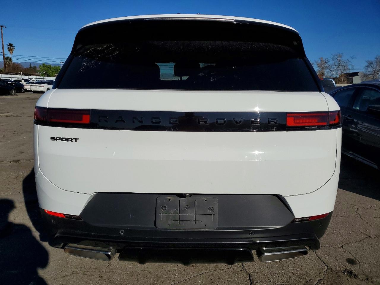 2025 Land Rover Range Rover Sport Se - Image 6