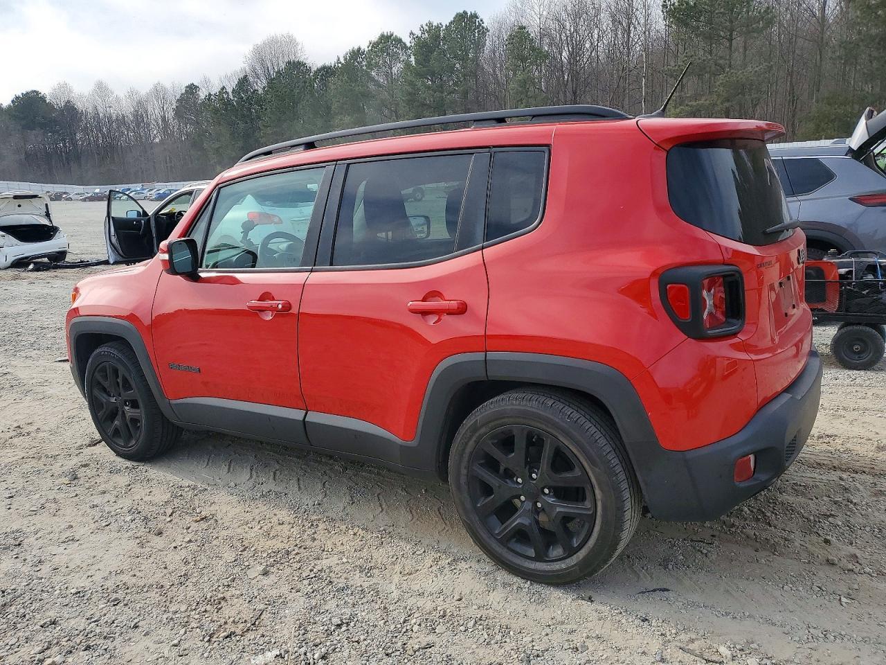 2017 Jeep Renegade Latitude - Фото 2
