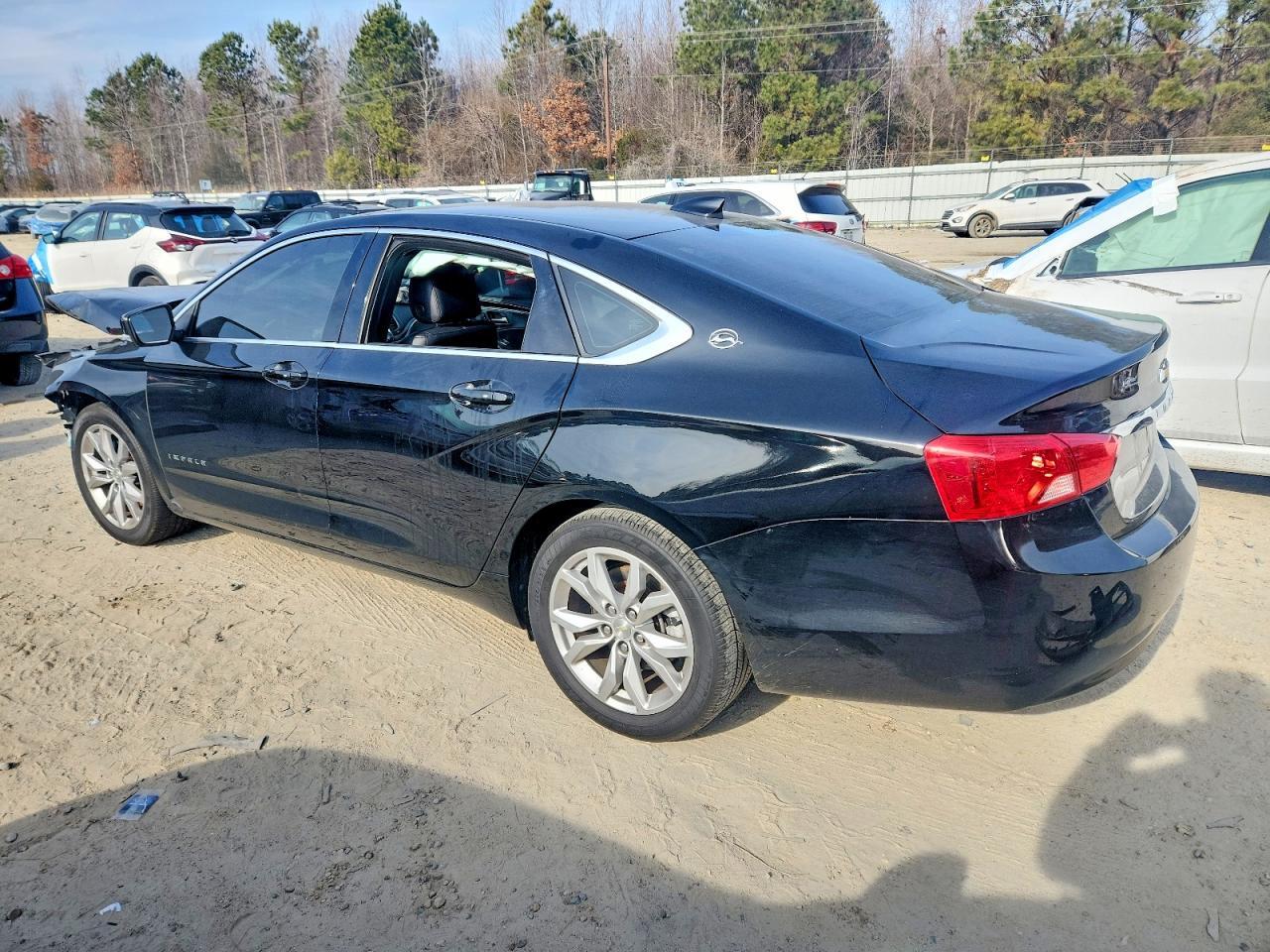 2019 Chevrolet Impala Lt - Фото 2