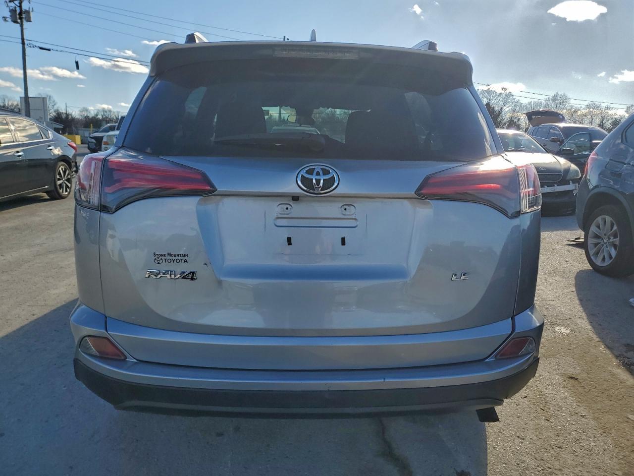 2018 Toyota Rav4 Le - Фото 6
