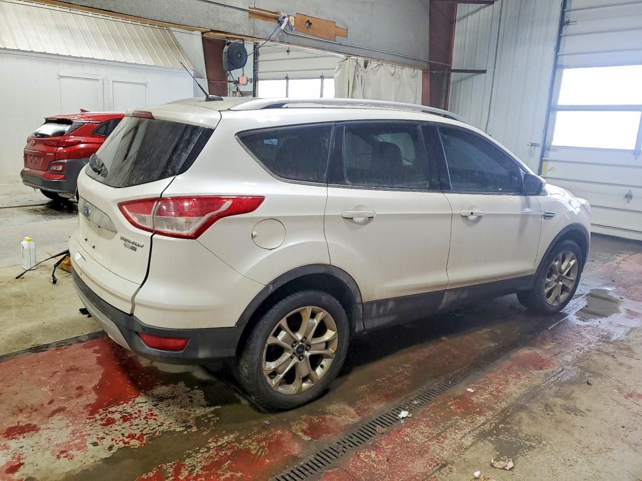 2016 Ford Escape Titanium - Image 4