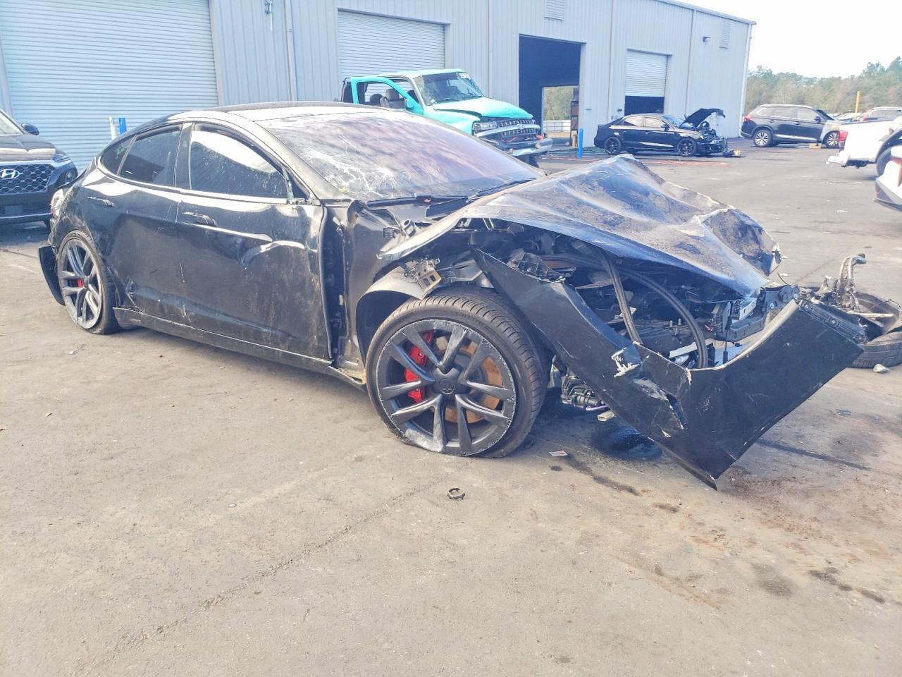 2023 Tesla Model S - Фото 4
