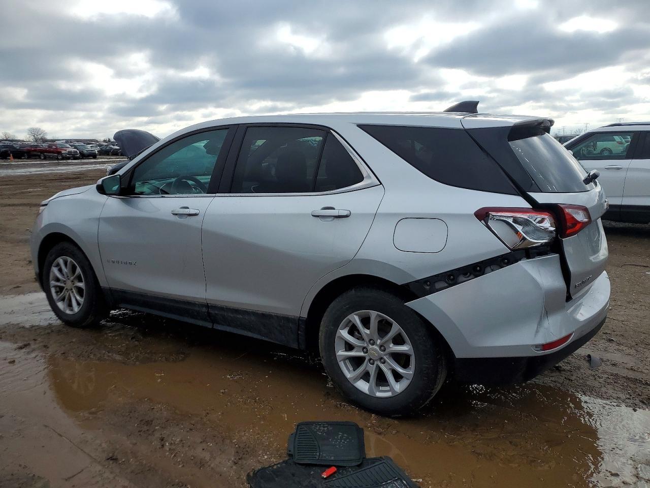 2021 Chevrolet Equinox Lt - Image 2