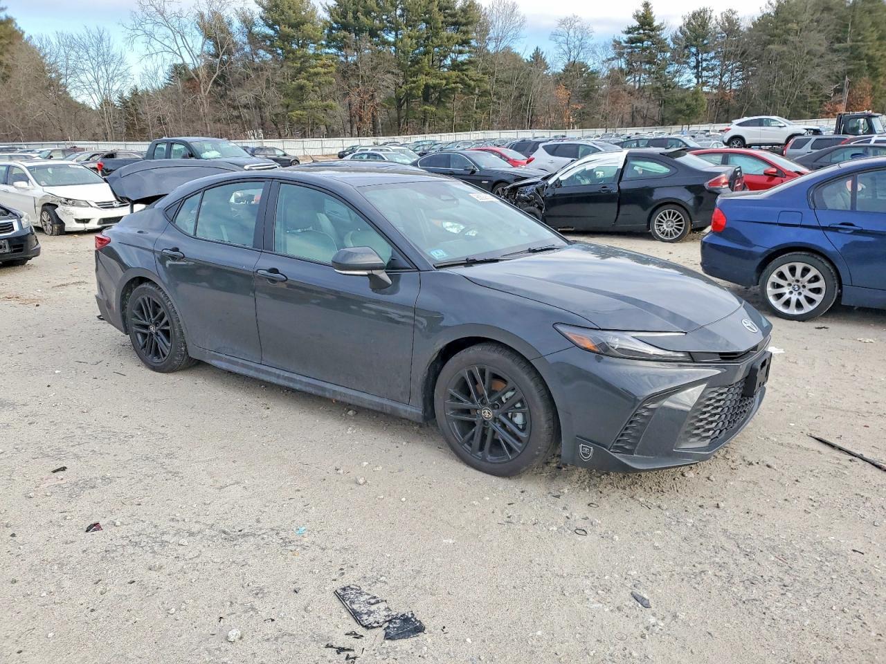 2025 Toyota Camry Xse - Image 4
