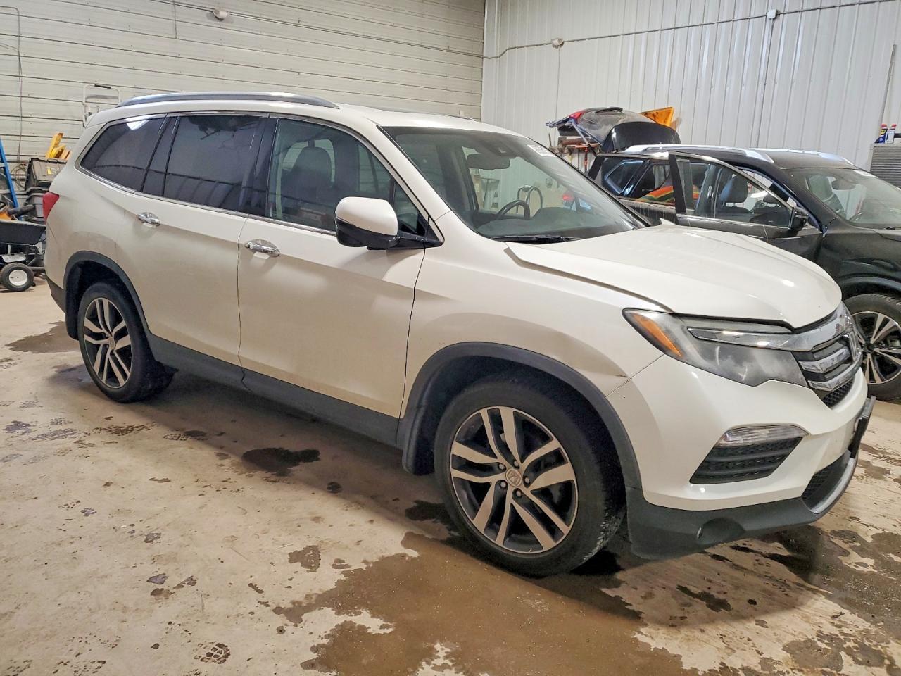 2016 Honda Pilot Touring - Фото 4