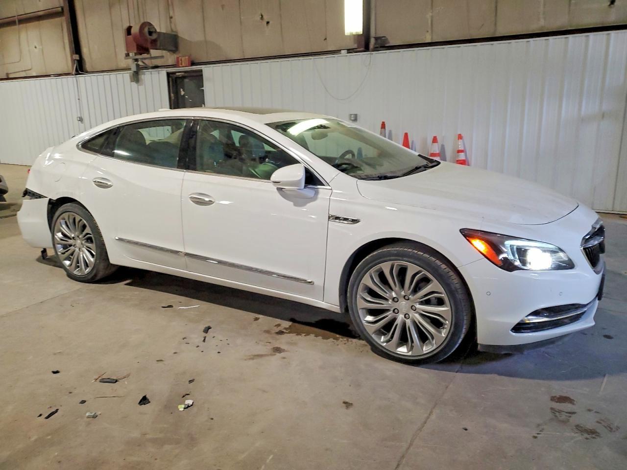 2018 Buick Lacrosse Premium - Фото 4