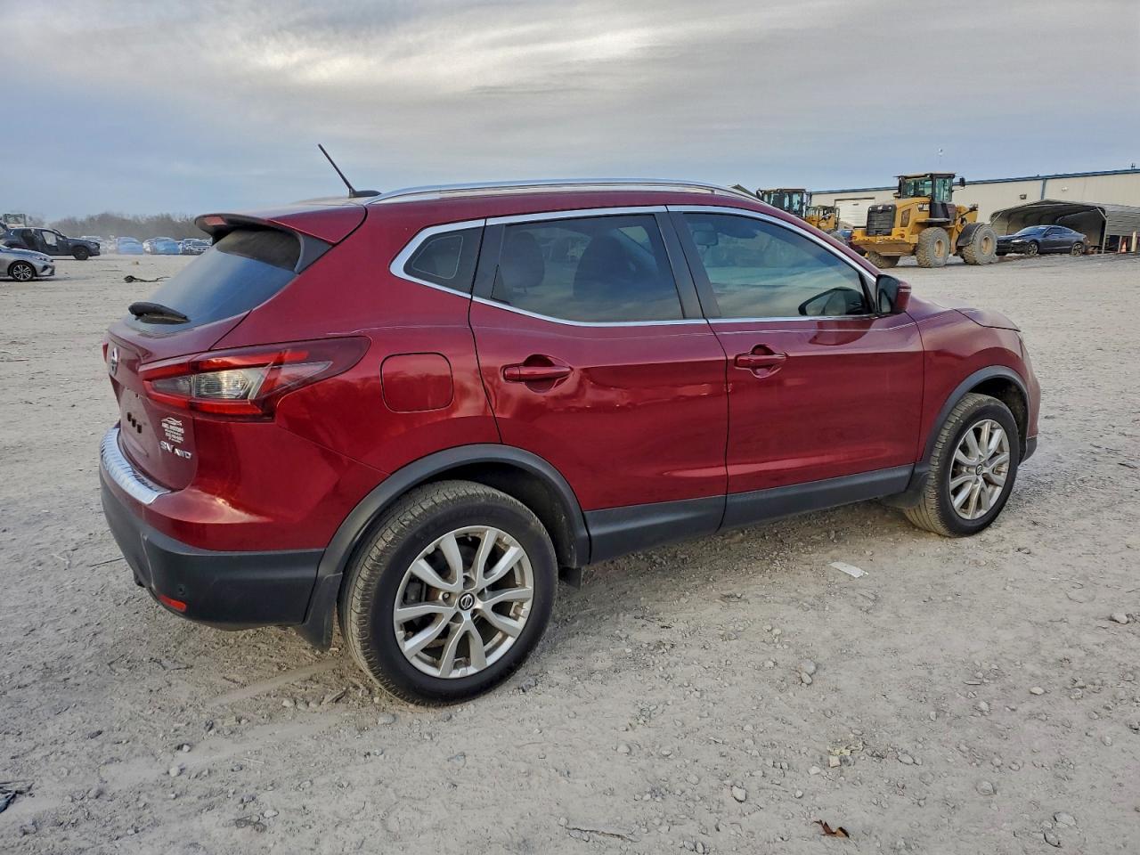 2020 Nissan Rogue Sport S - Фото 3