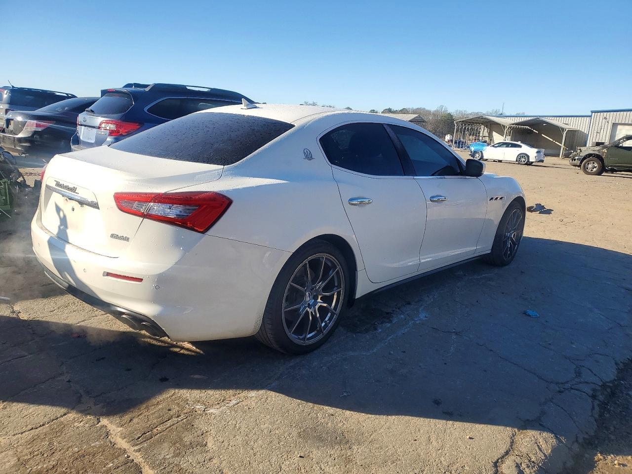 2020 Maserati Ghibli - Image 3